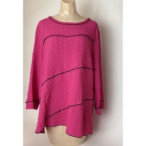 Ali Miles Women Top Size L Pink 3/4 Sleeve textured artsy black line detail